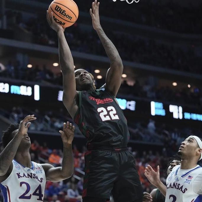 No. 1 seed Kansas cruises past Howard with Self still absent